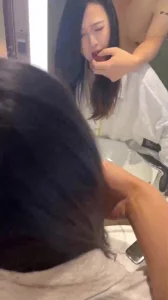 完美露脸的反差骚货！连续射了两次，“我刚化妆别射脸我嘴里来”