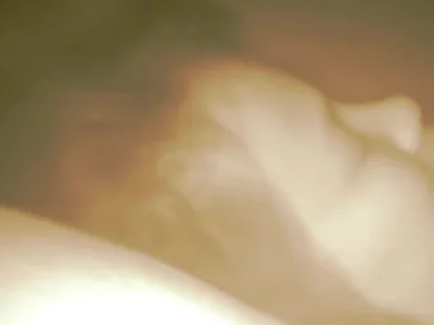 操完递上纸巾